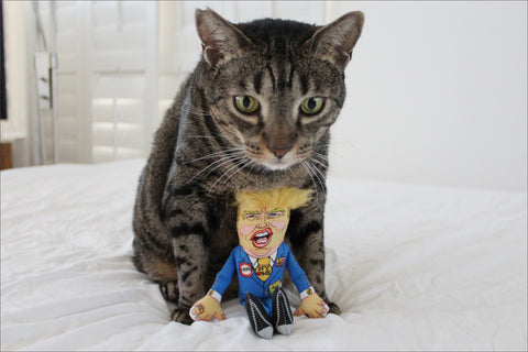 トランプ大統領 ネコキック専用けりぐるみ President Trump Cat Toy